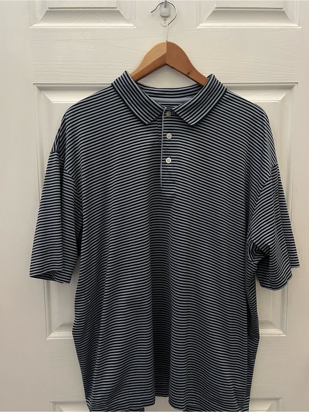 PRE-OWNED CYPRESS LINKS MEN'S BLUE & BLACK STRIPE POLO SHIRT- LARGE